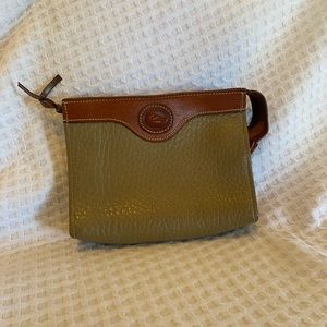 Vintage Dooney and Bourke Pebble Green wallet